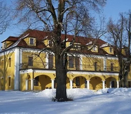 Kastiel Szálloda