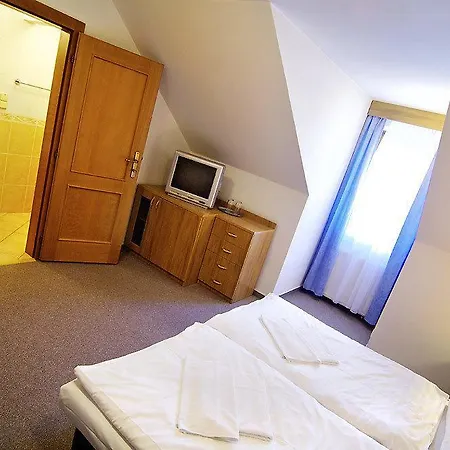 Hotel Kastiel Lucivna