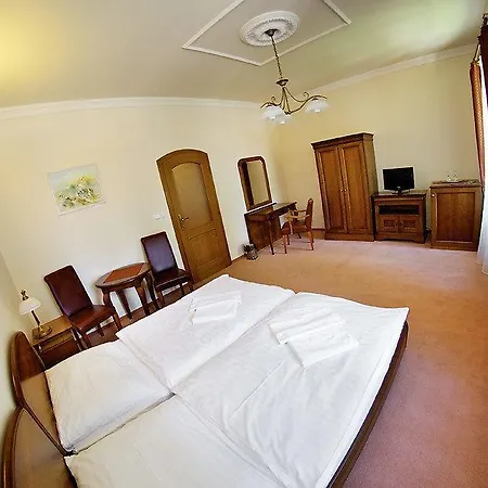 Szálloda Kastiel 3*