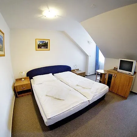 Hotel Kastiel 3*